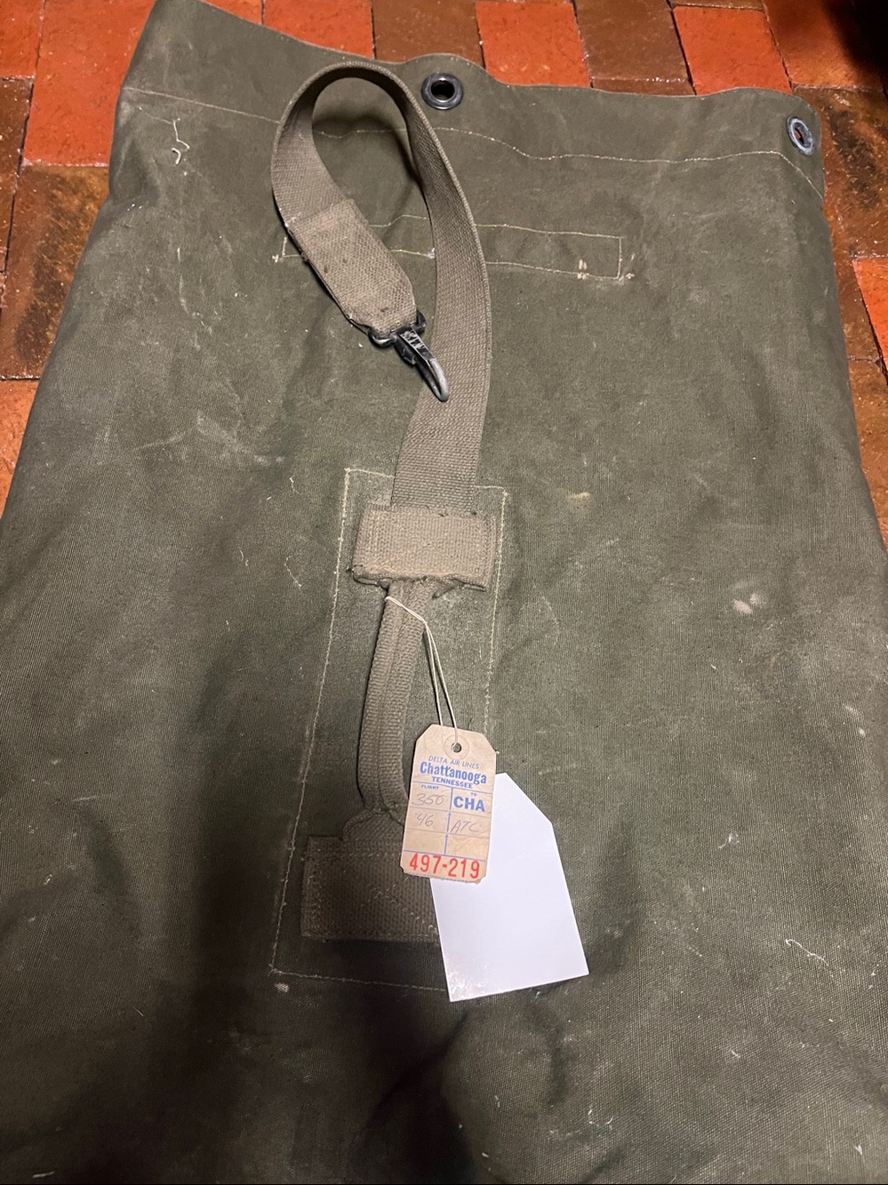 vintage US Army duffel bag 31” long x 21” wide 3048 - Picture 2 of 8